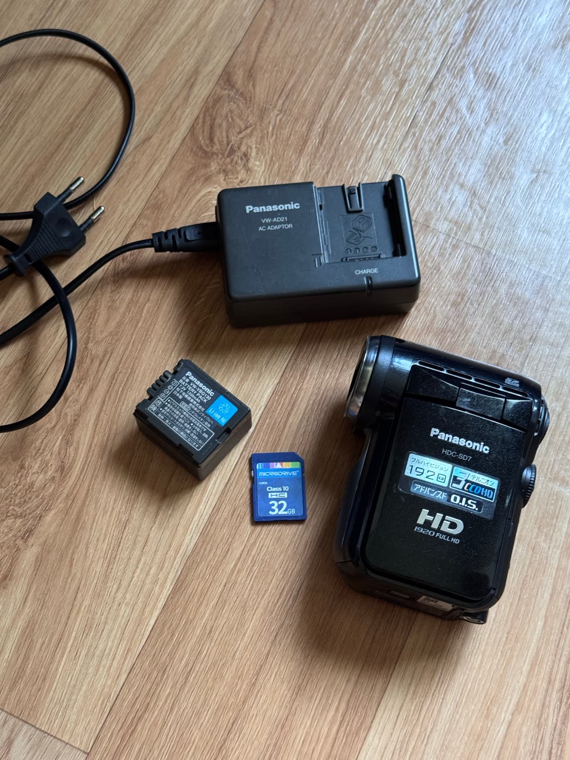 파나소닉 HDC-SD7 캠코더 + 32gb sd카드, 충전기 상품이미지1