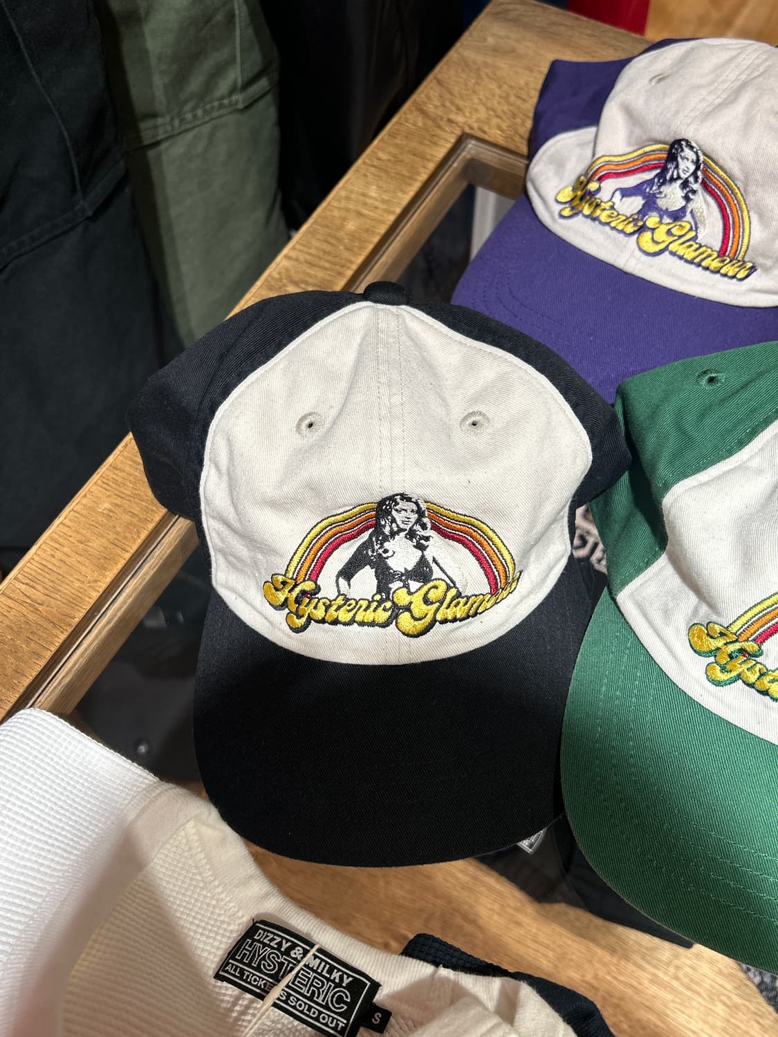 [미개봉새상품/국내배송] 히스테릭글래머 HG 레인보우 트러커  모자 상품이미지1