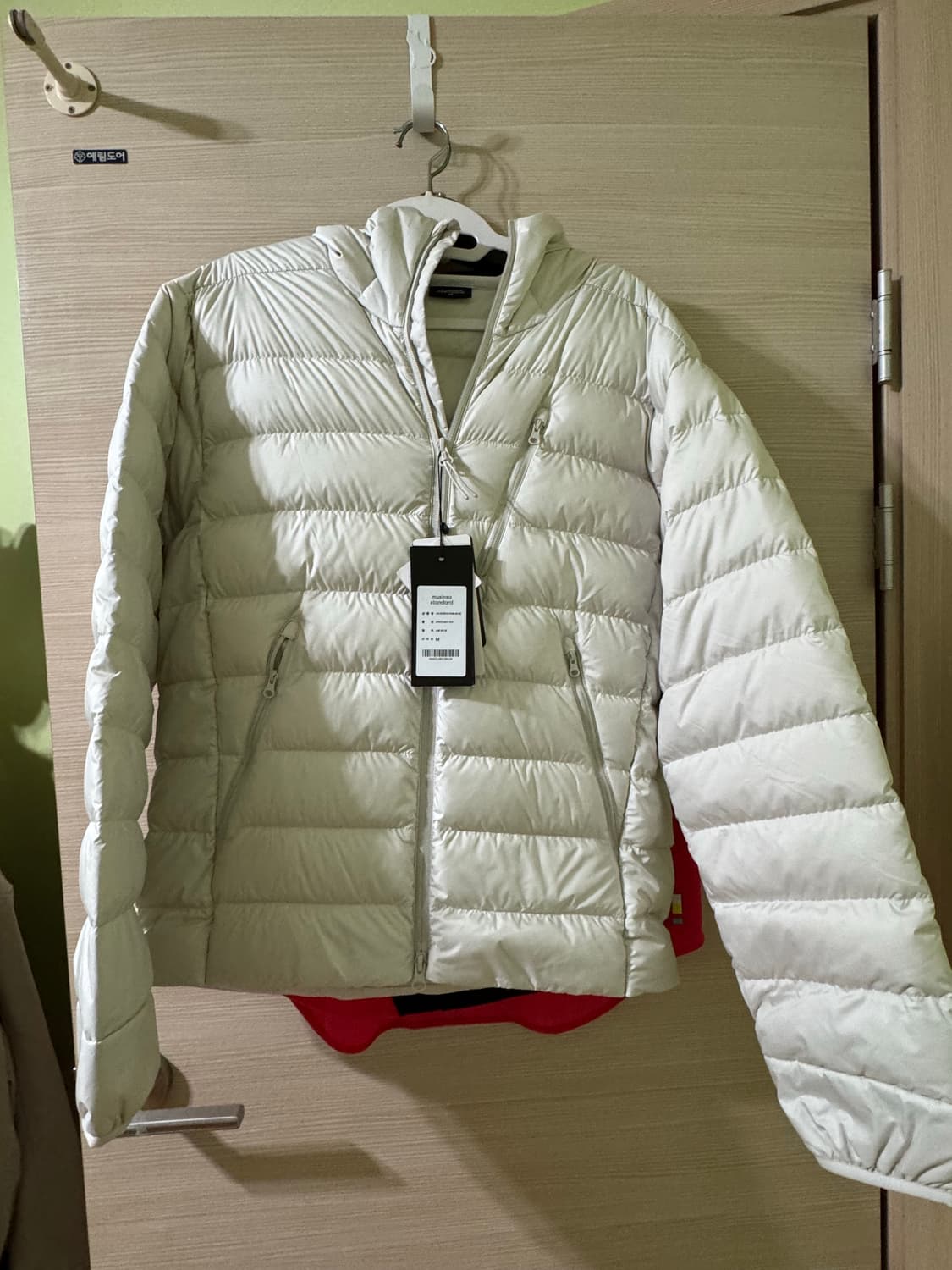 무신사 스탠다드 후디드 다운 경량패딩 M 상품이미지2