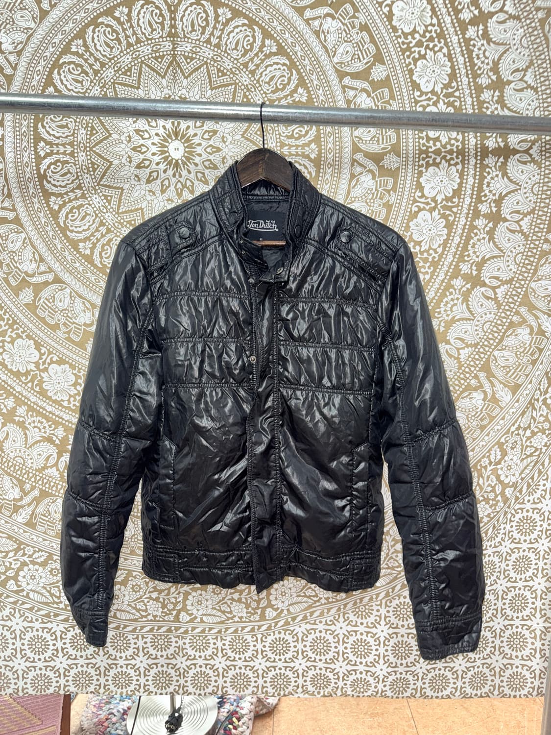 본더치 Y2K 유광 경량패딩  상품이미지3