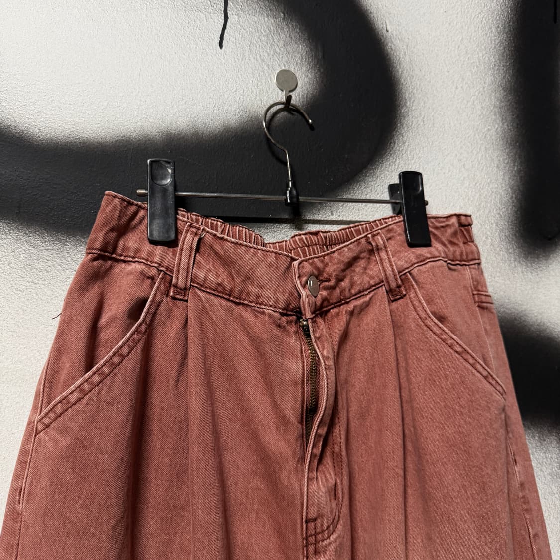 Xtonz 핑크 워싱 카고 세미 벌룬핏 와이드 데님 팬츠 상품이미지3