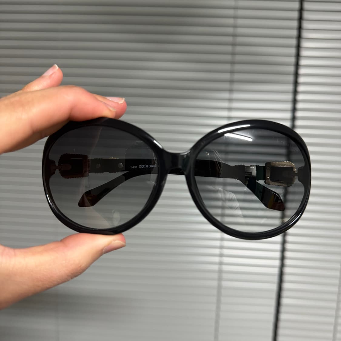 Roberto Cavalli Belt Sunglasses 상품이미지2