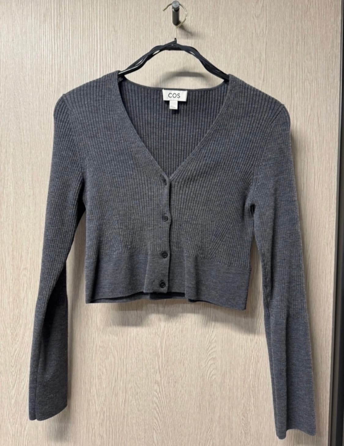 COS 크롭 차콜 가디건 상품이미지2