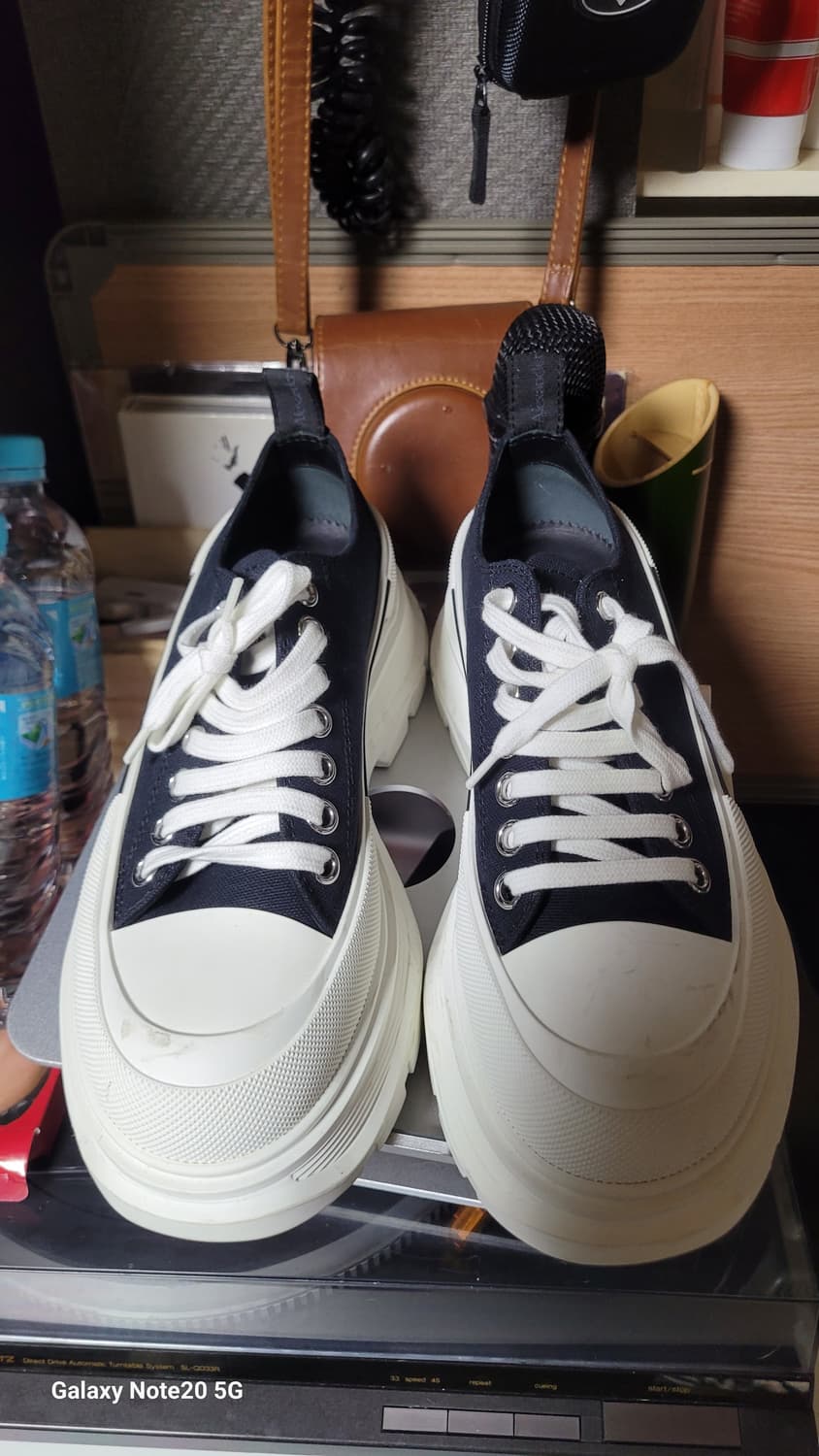 알렉산더 맥퀸 스니커즈 상품이미지2