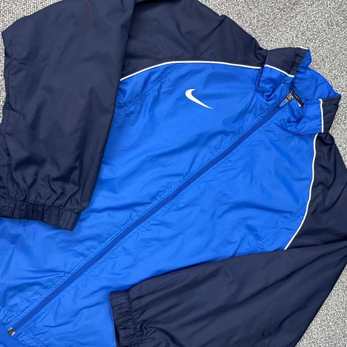 나이키 바람막이 상품이미지2