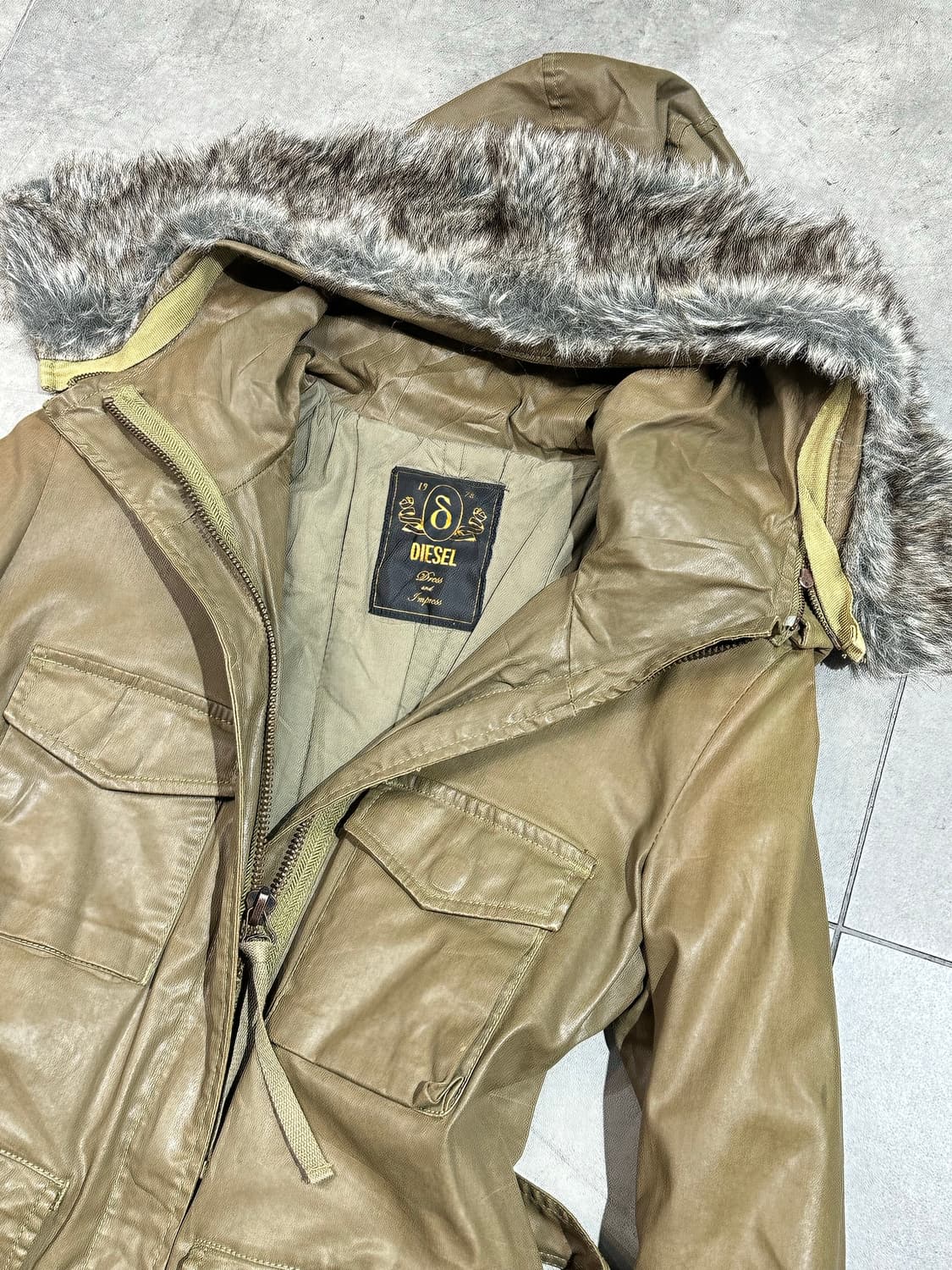 00s diesel Dress & impress 아카이브 퍼 패딩 코트 상품이미지3