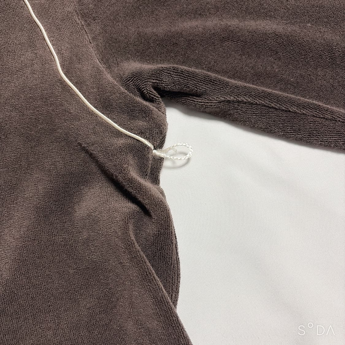 아디다스 x 웨일스 보너 타월 롱 슬리브 다크 브라운 상품이미지9