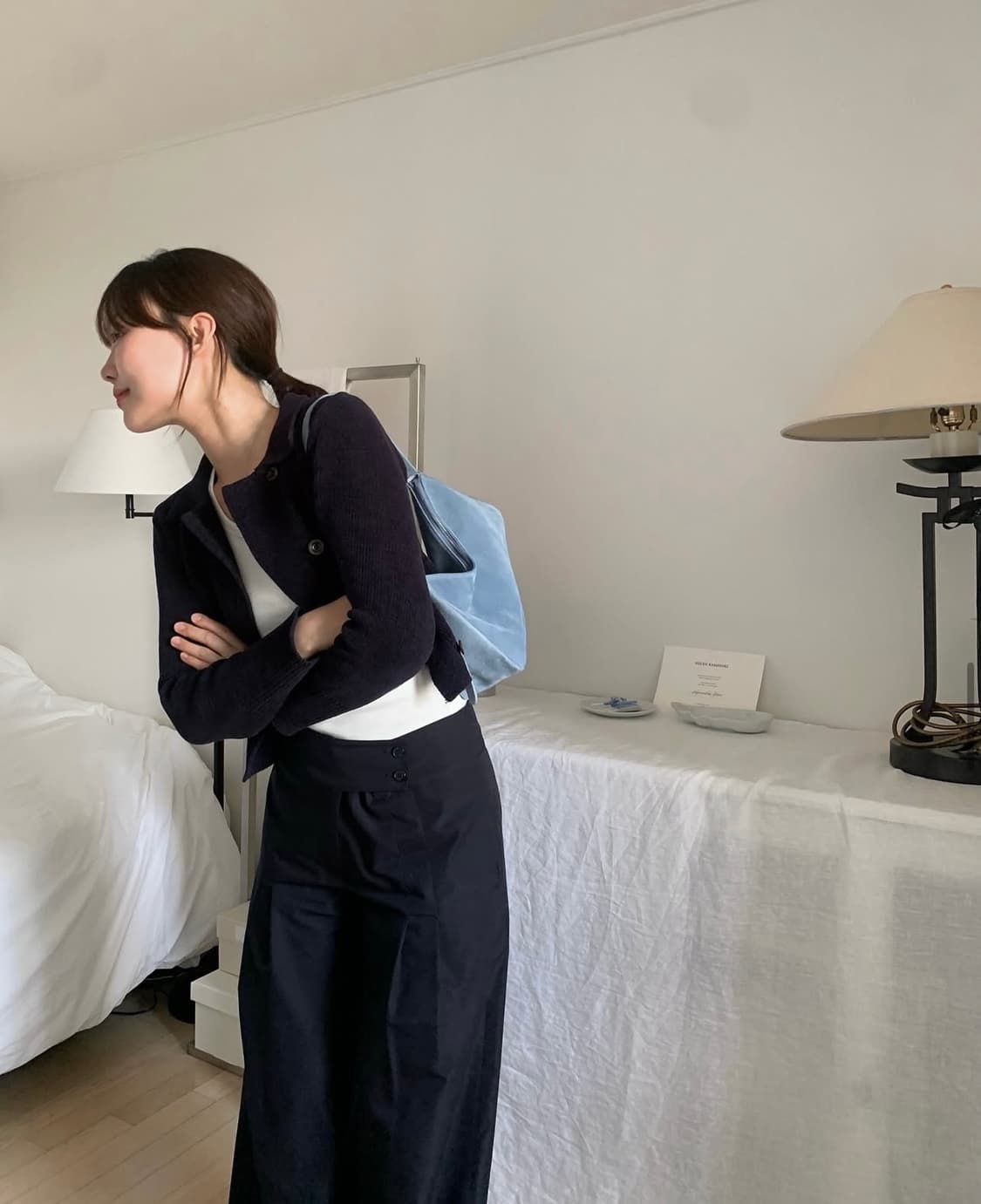 새상품) 르베인 리얼 스웨이드 노아 숄더백 (정가 248,000원)  상품이미지4