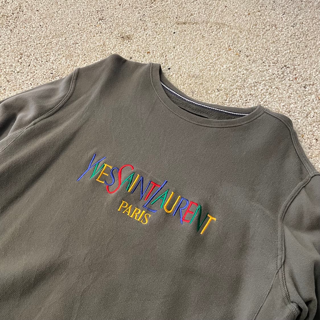 입생로랑 맨투맨 ⭐️972 상품이미지2