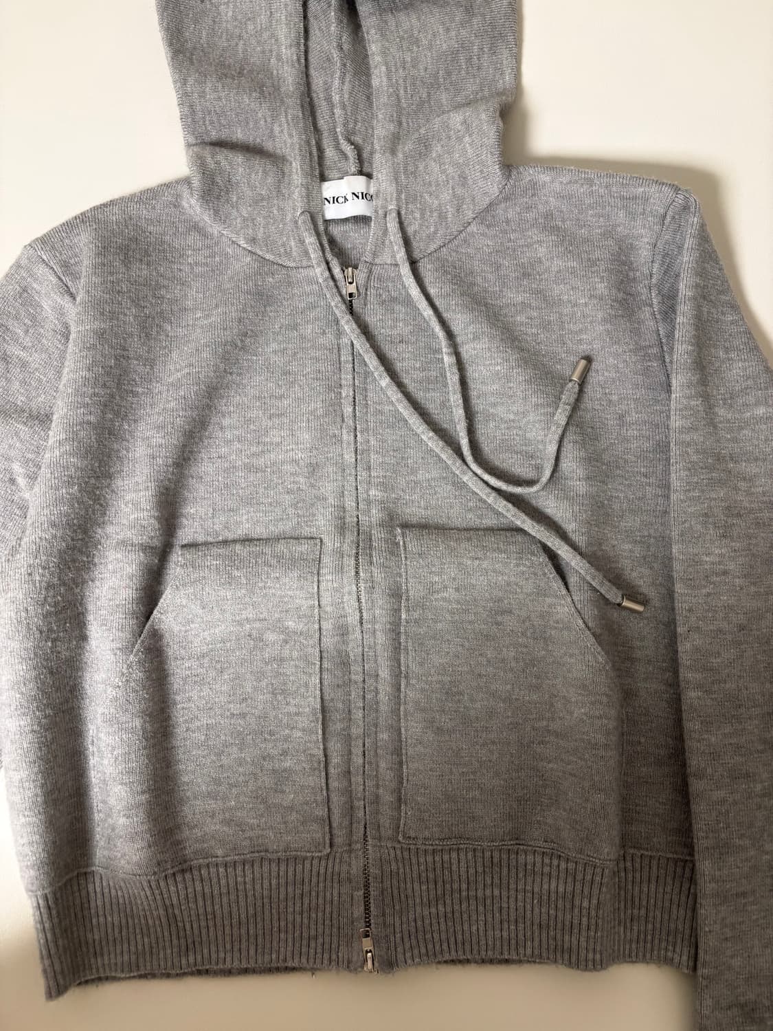 닉앤니콜 후드집업 니트 크롭 그레이 상품이미지1