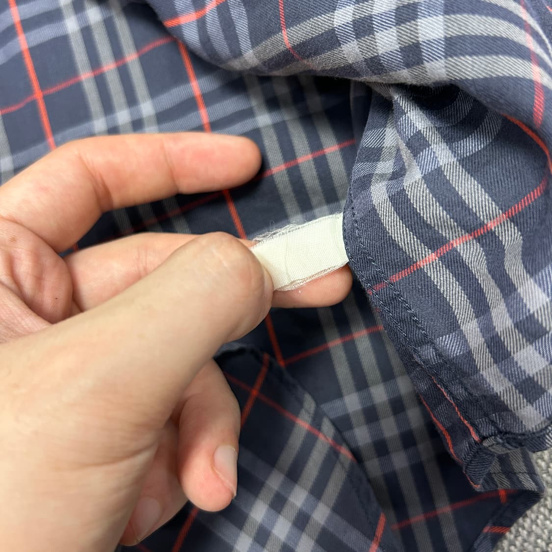 버버리 네이비 노바체크 셔츠(M) 상품이미지3