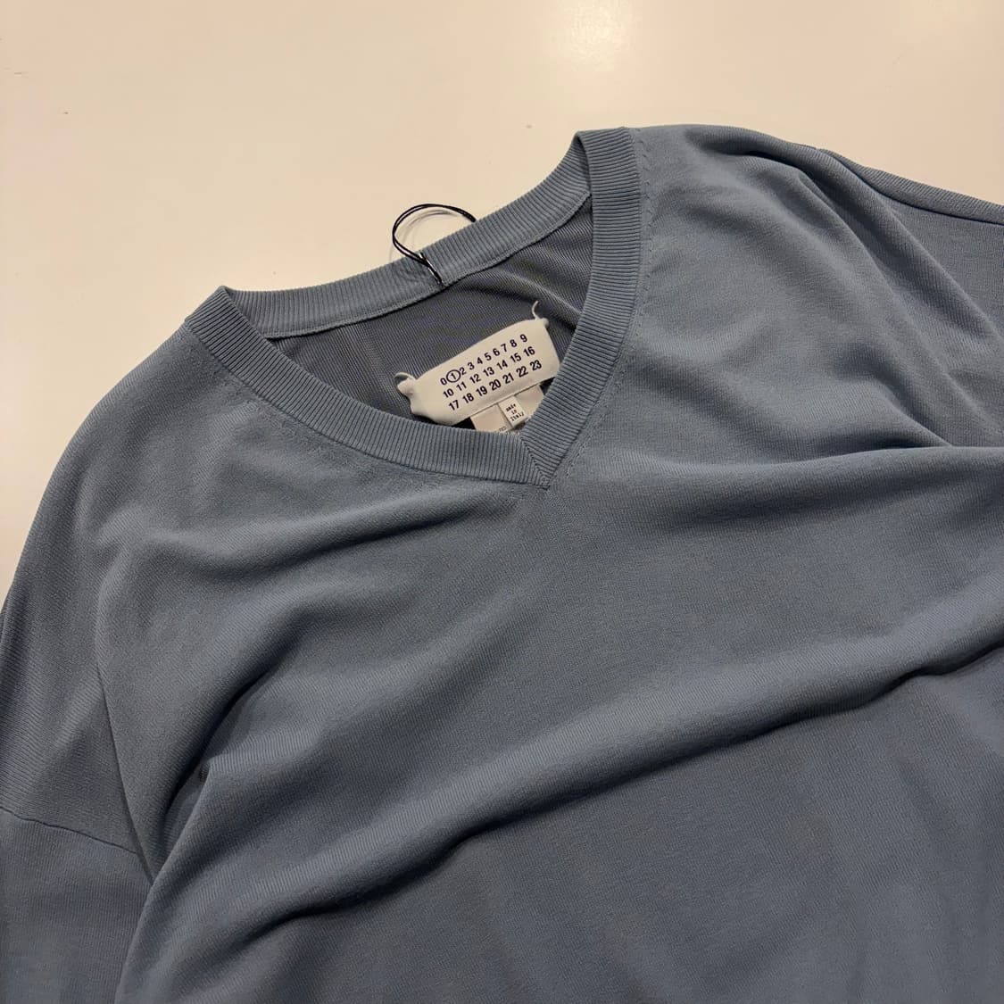 [M] 15s Maison Margiela V넥 밴딩 니트 D831 상품이미지3