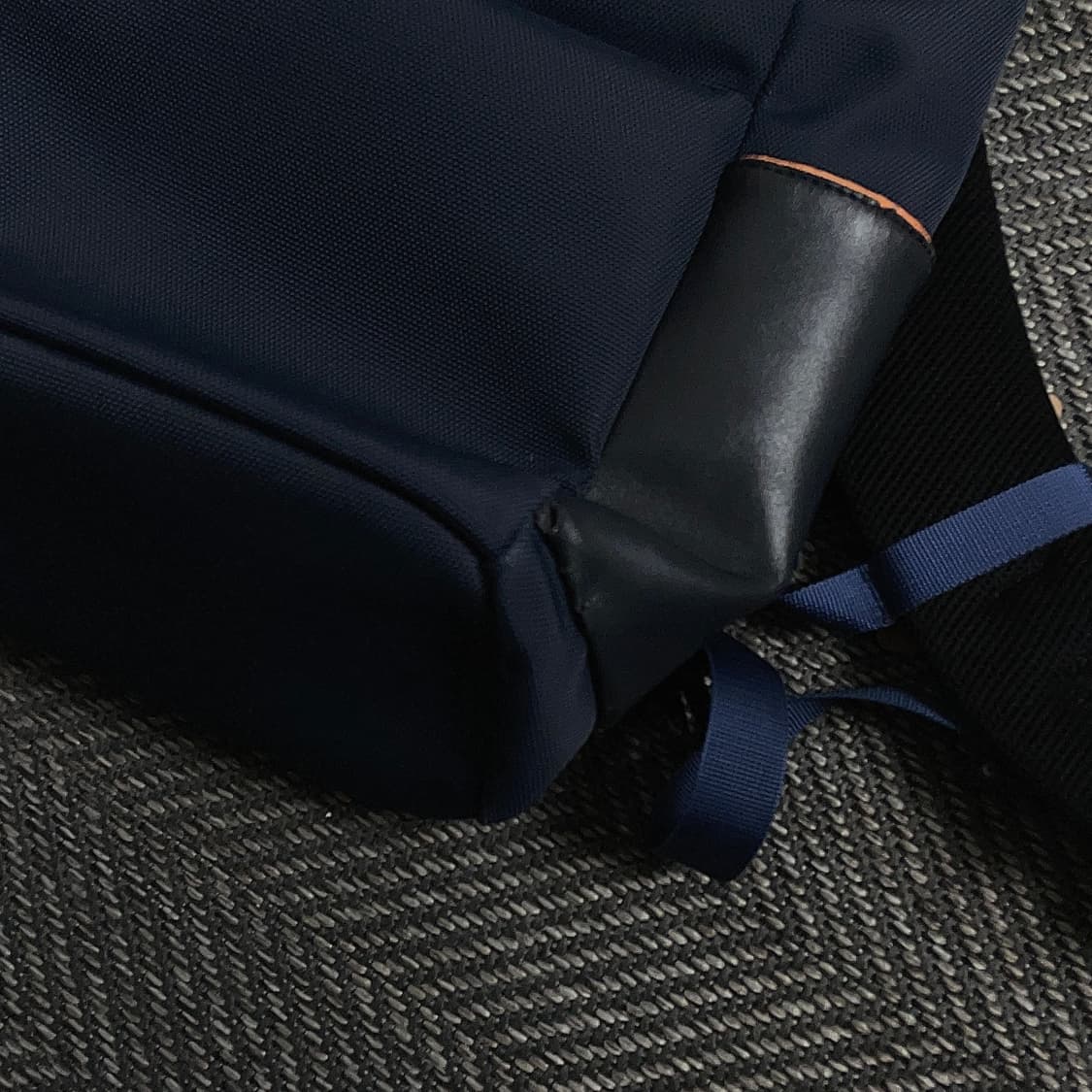 샘소나이트 미니멀 네이비 백팩 o 4490 상품이미지2