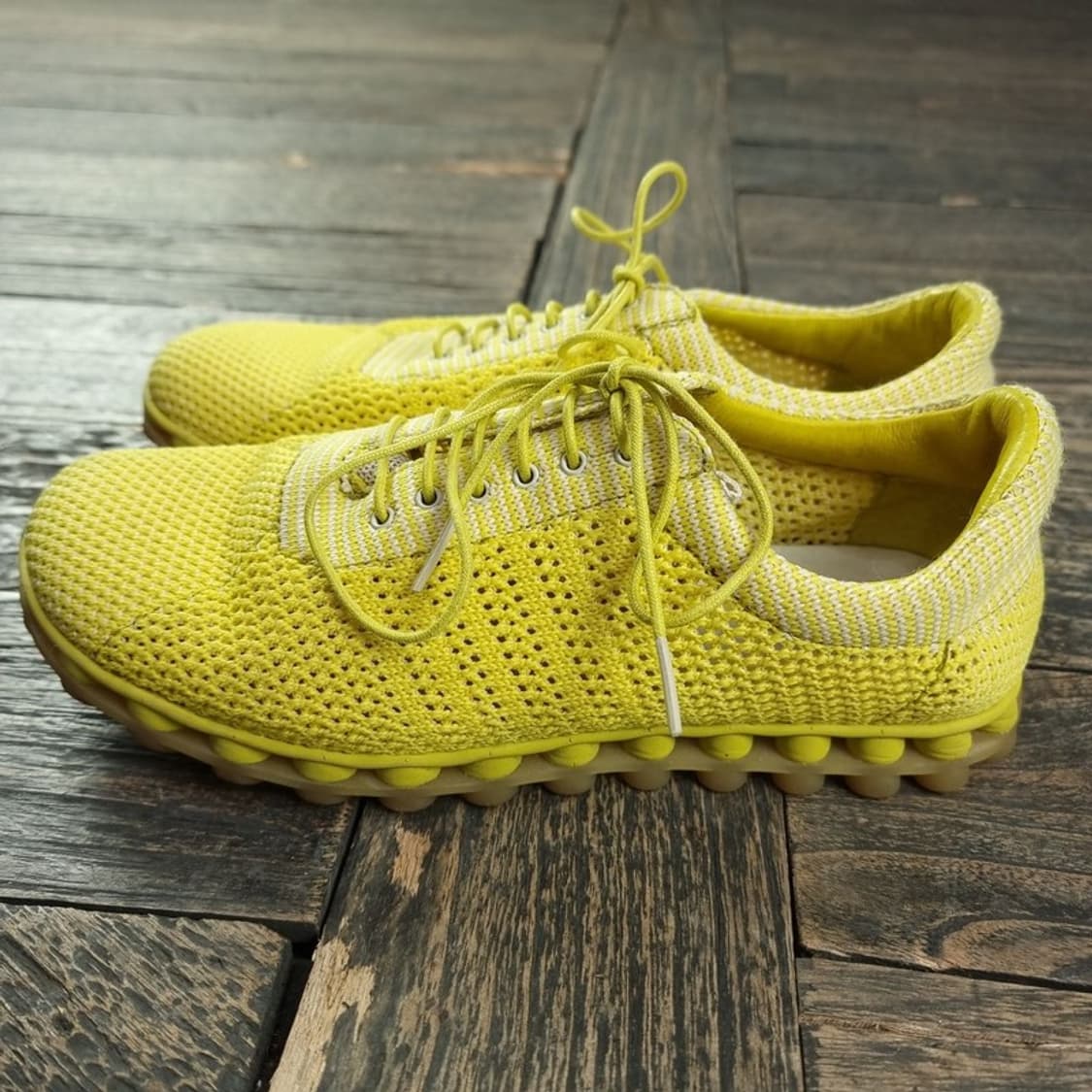 [캠퍼] 니트 쉘 레이스업 스니커즈 M19093 상품이미지4