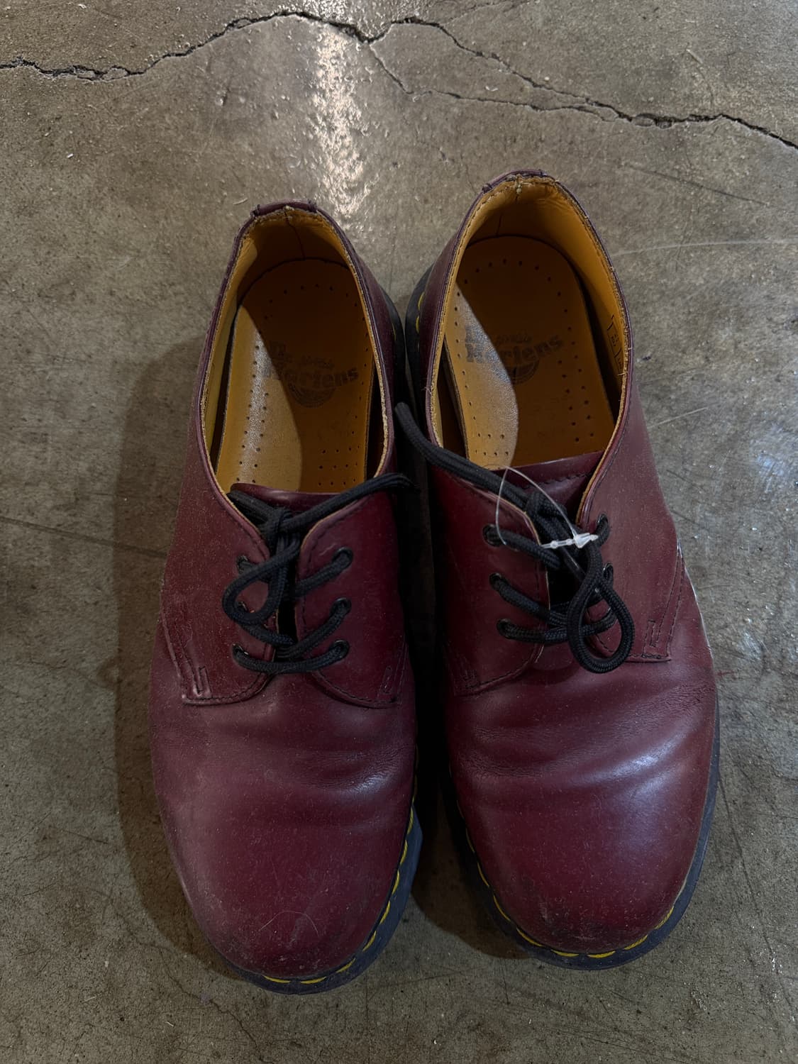 닥터마틴 3홀 체리레드  250mm 상품이미지2