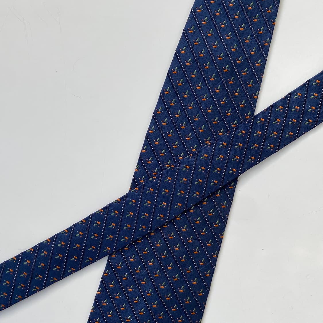 발렌티노(Valentino Garavani) 심플로고 정품 명품넥타이 상품이미지4