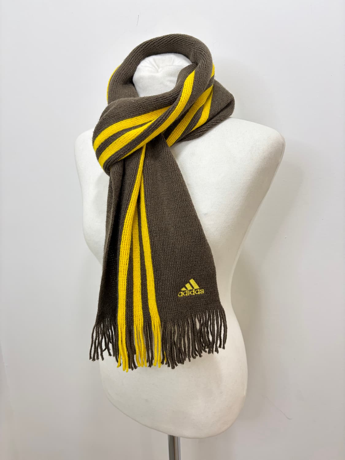 아디다스 초코 브라운 아크릴 머플러 상품이미지1