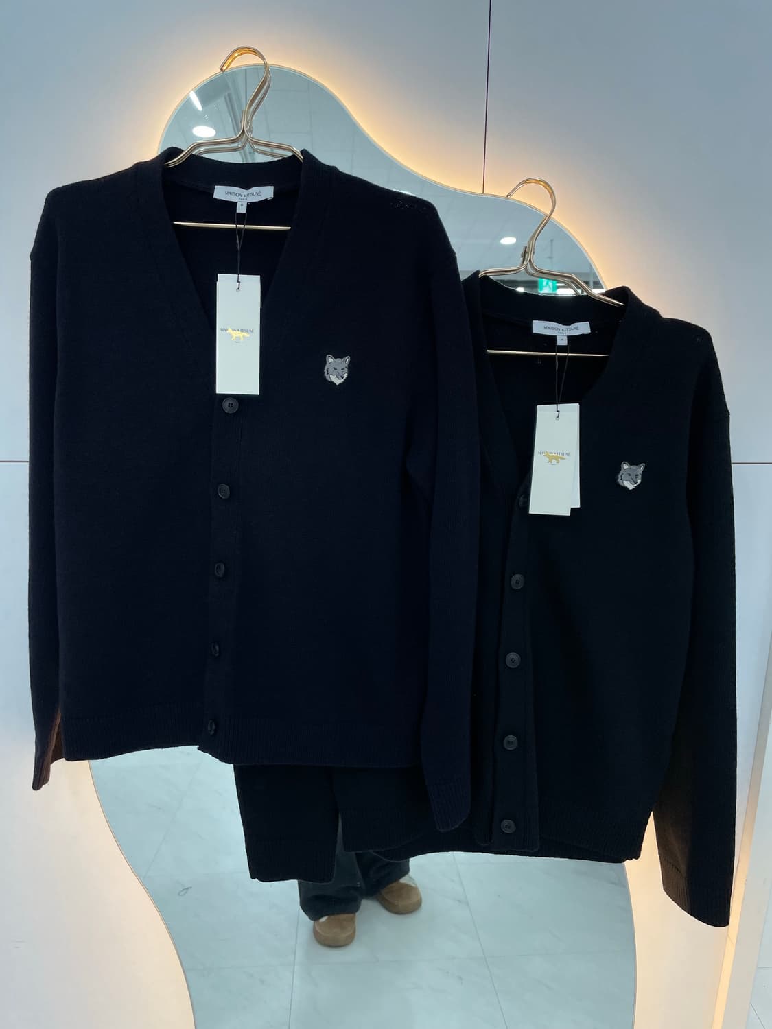 [정품] [새상품] 메종키츠네 그레이폭스 남여공용 가디건 상품이미지1
