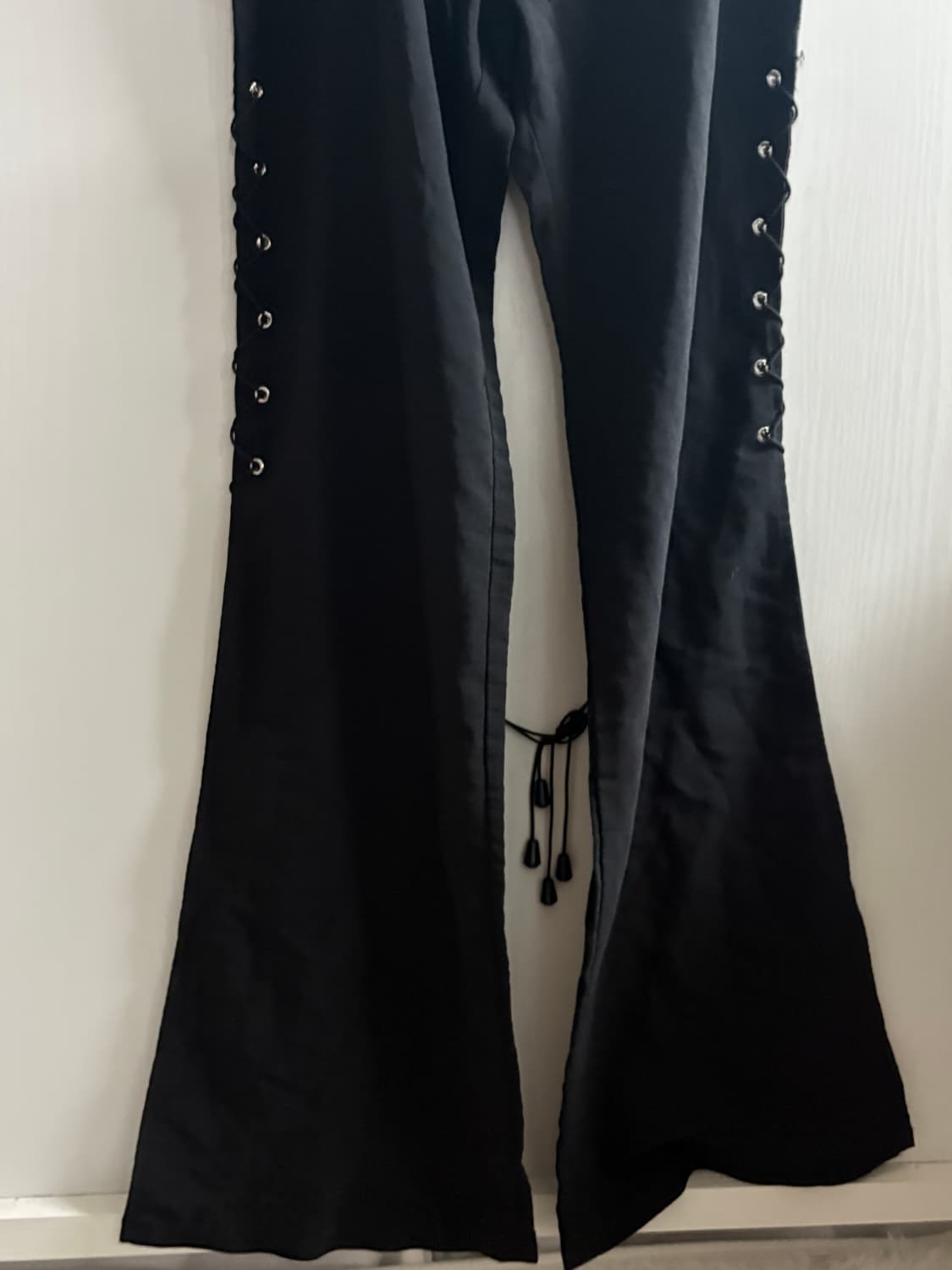 • Black eyelet bootcut pants 상품이미지6