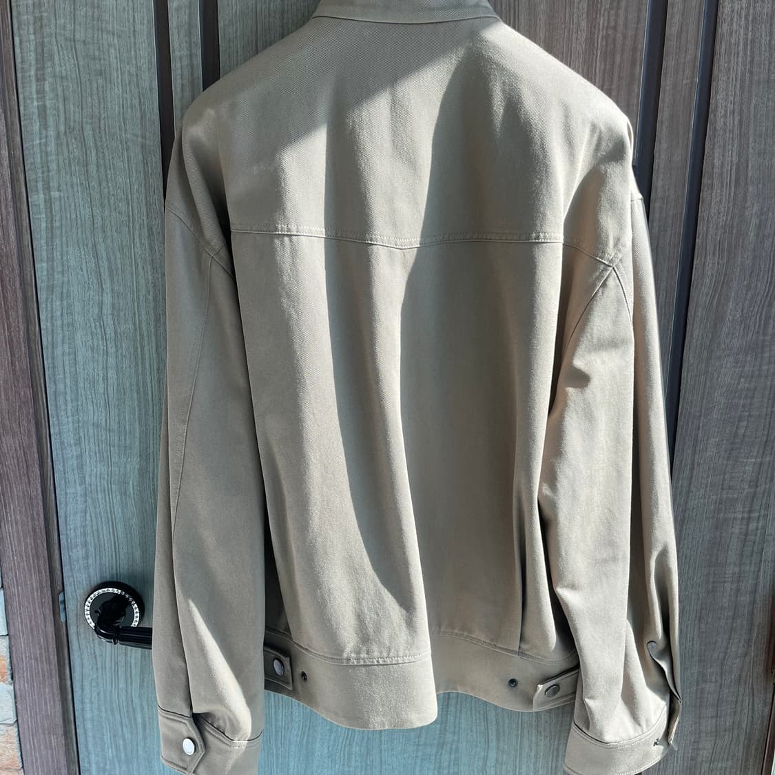 새상품(XL)일꼬르소 페일베이지 미니멀 하이넥 크롭 블루종 점퍼 상품이미지6