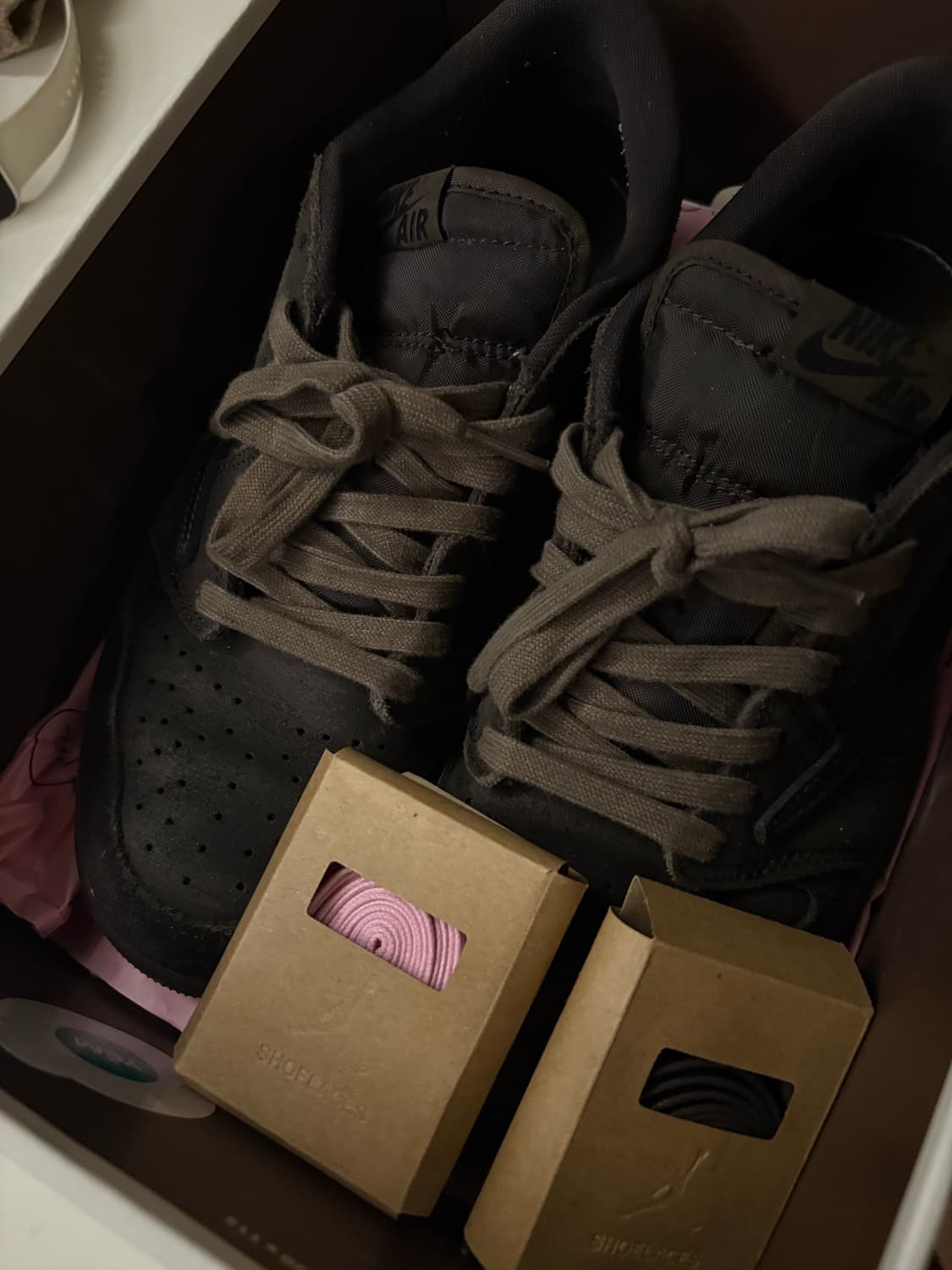 조던1 트래비스 스캇 모카 브라운 260 상품이미지1