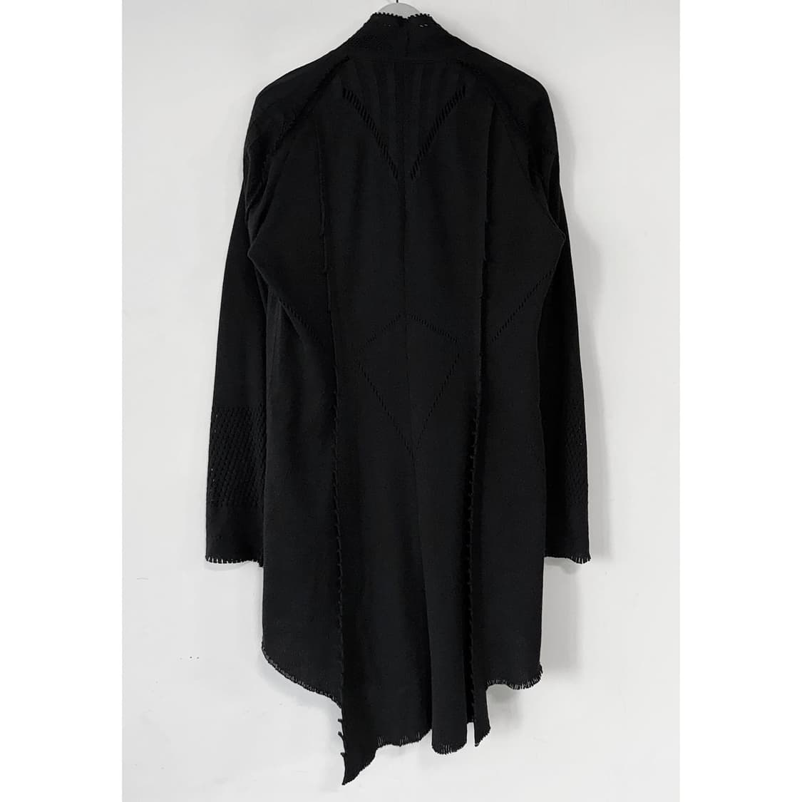 이세이미야케 페테 언발 니트 가디건 상품이미지3