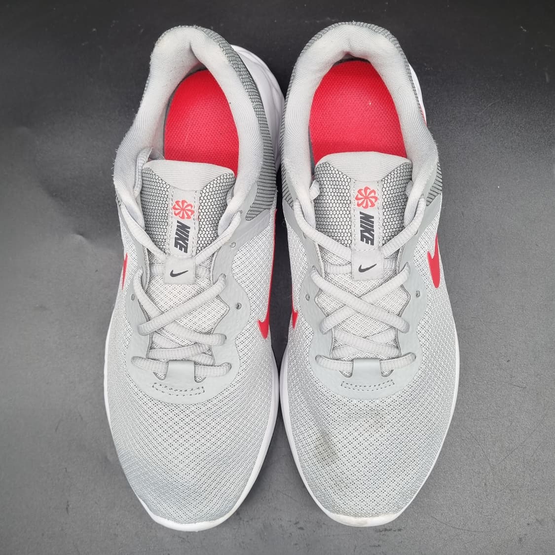 나이키 레볼루션 남성런닝화275 상품이미지2