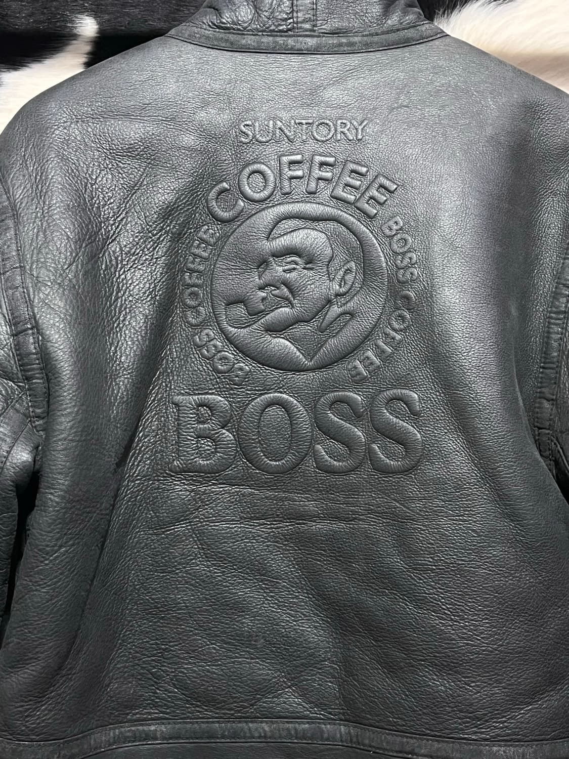 산토리 보스 크롭 버클 무스탕 상품이미지8