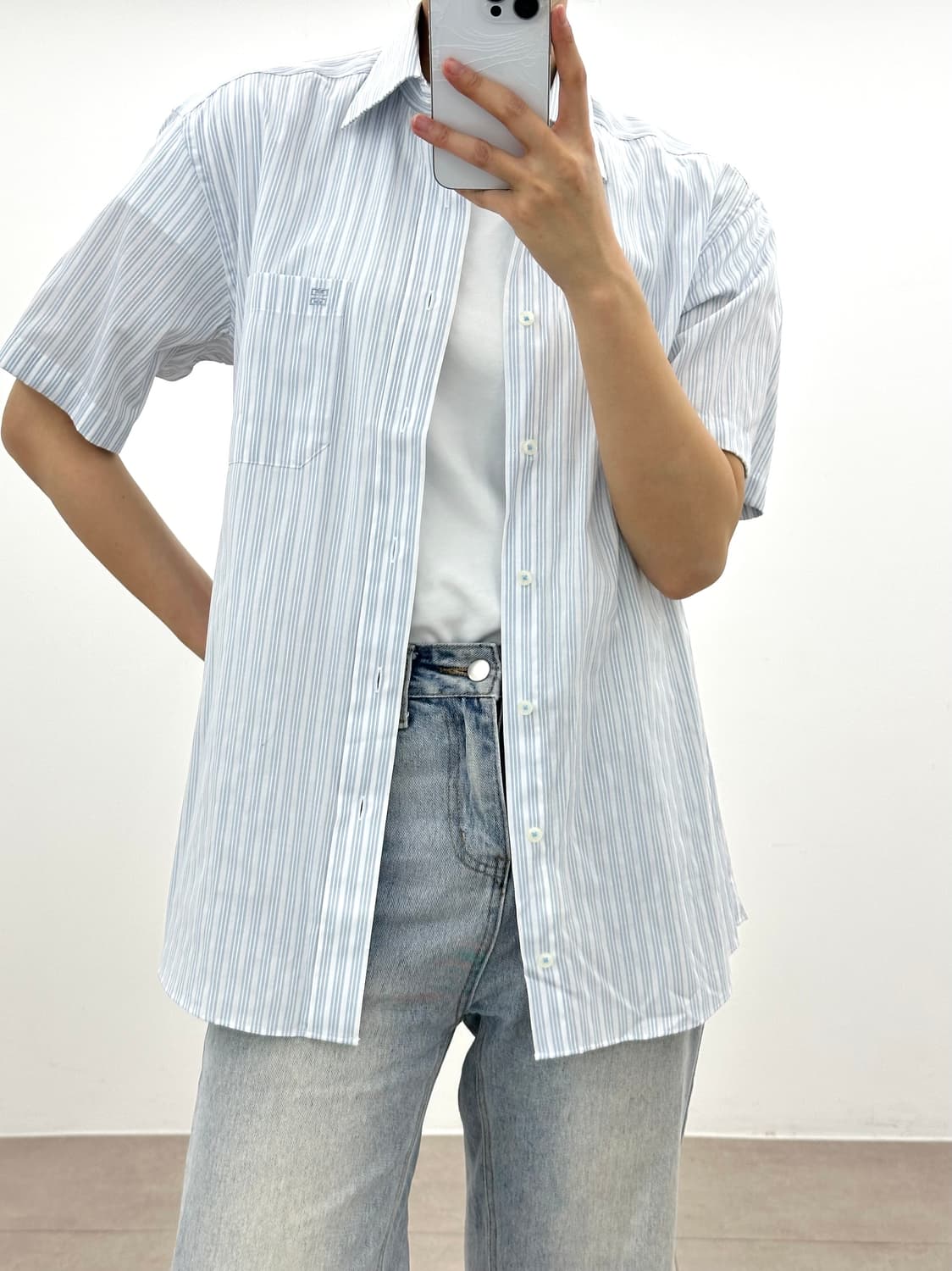 지방시 스트라이프 반팔셔츠 상품이미지2