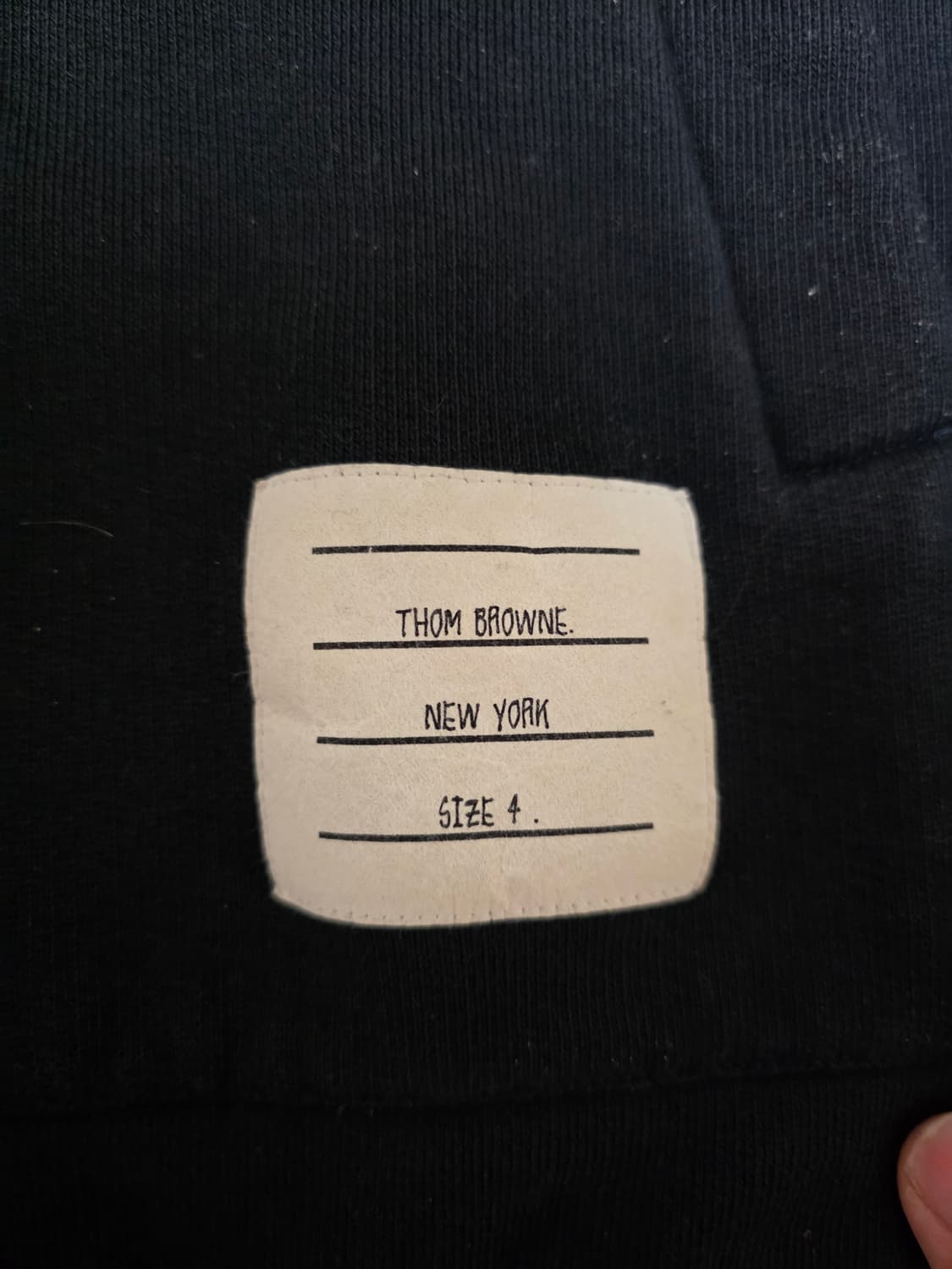 [4]톰브라운 백삼선 후드집업 상품이미지3