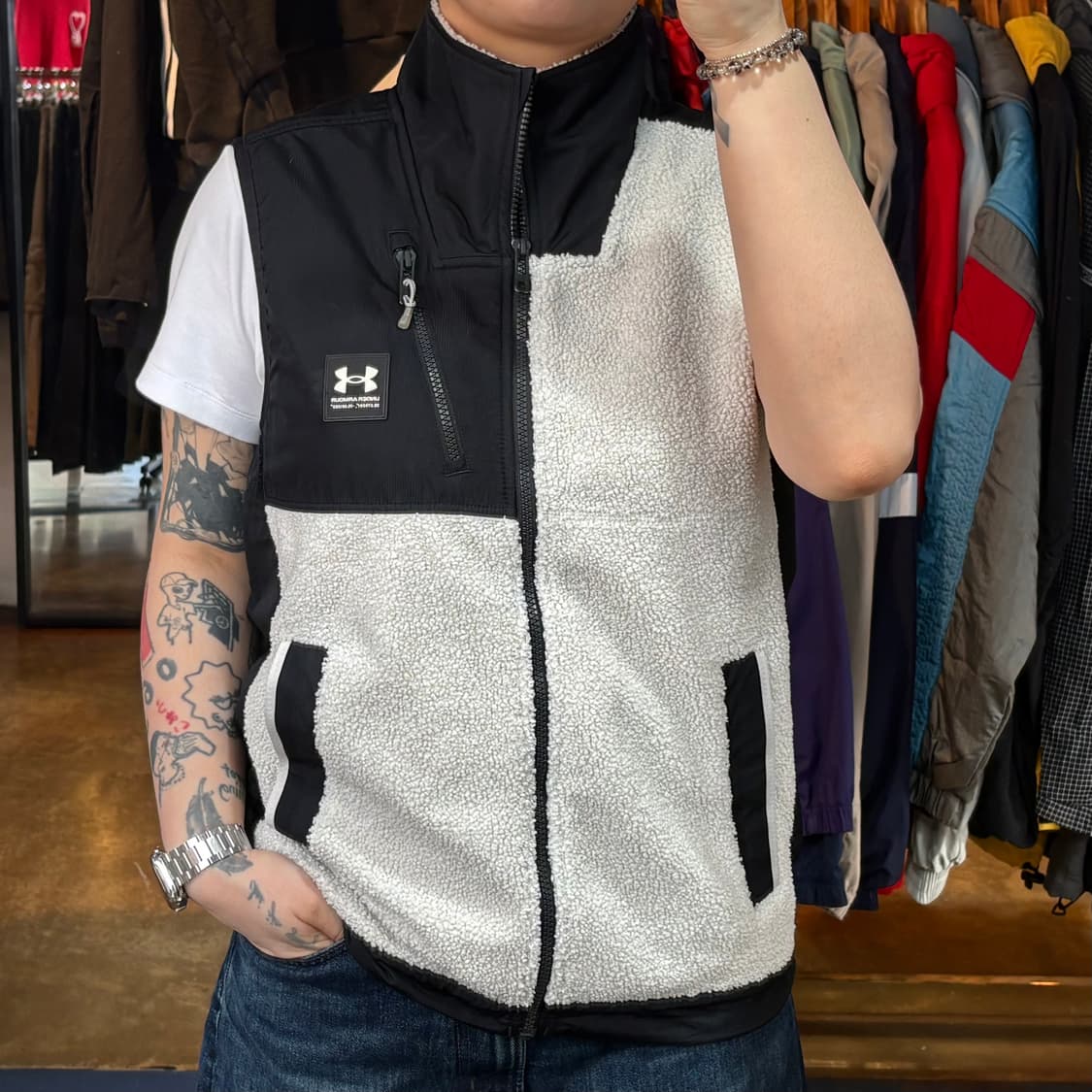 언더아머 배색 플리스 집업 베스트 상품이미지1