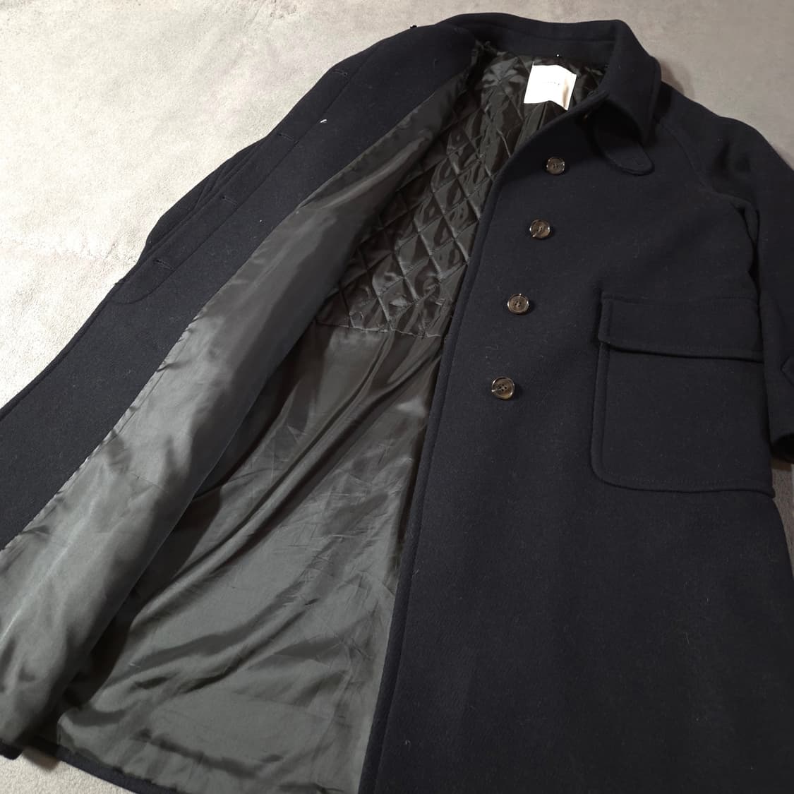 NILBY P 닐바이피 싱글 래글런 발마칸 코트 다크네이비 상품이미지6