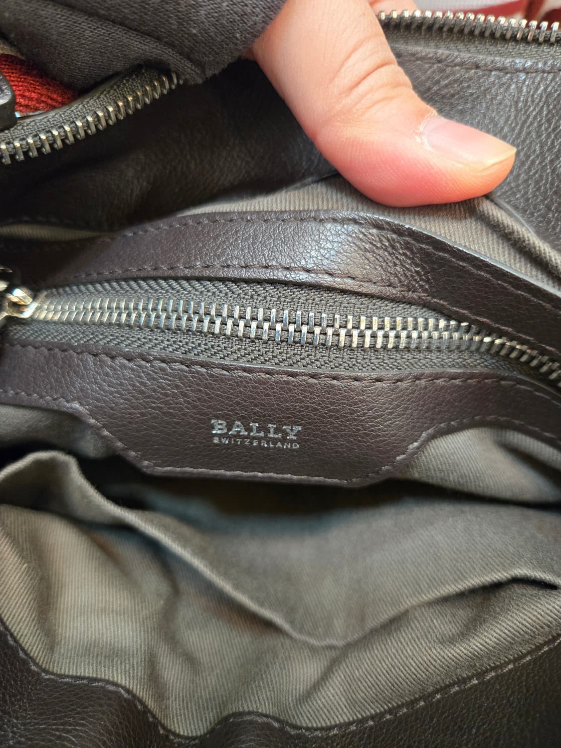 발리(BALLY)  트레인스포팅 가죽 메신저백/크로스백 상품이미지4