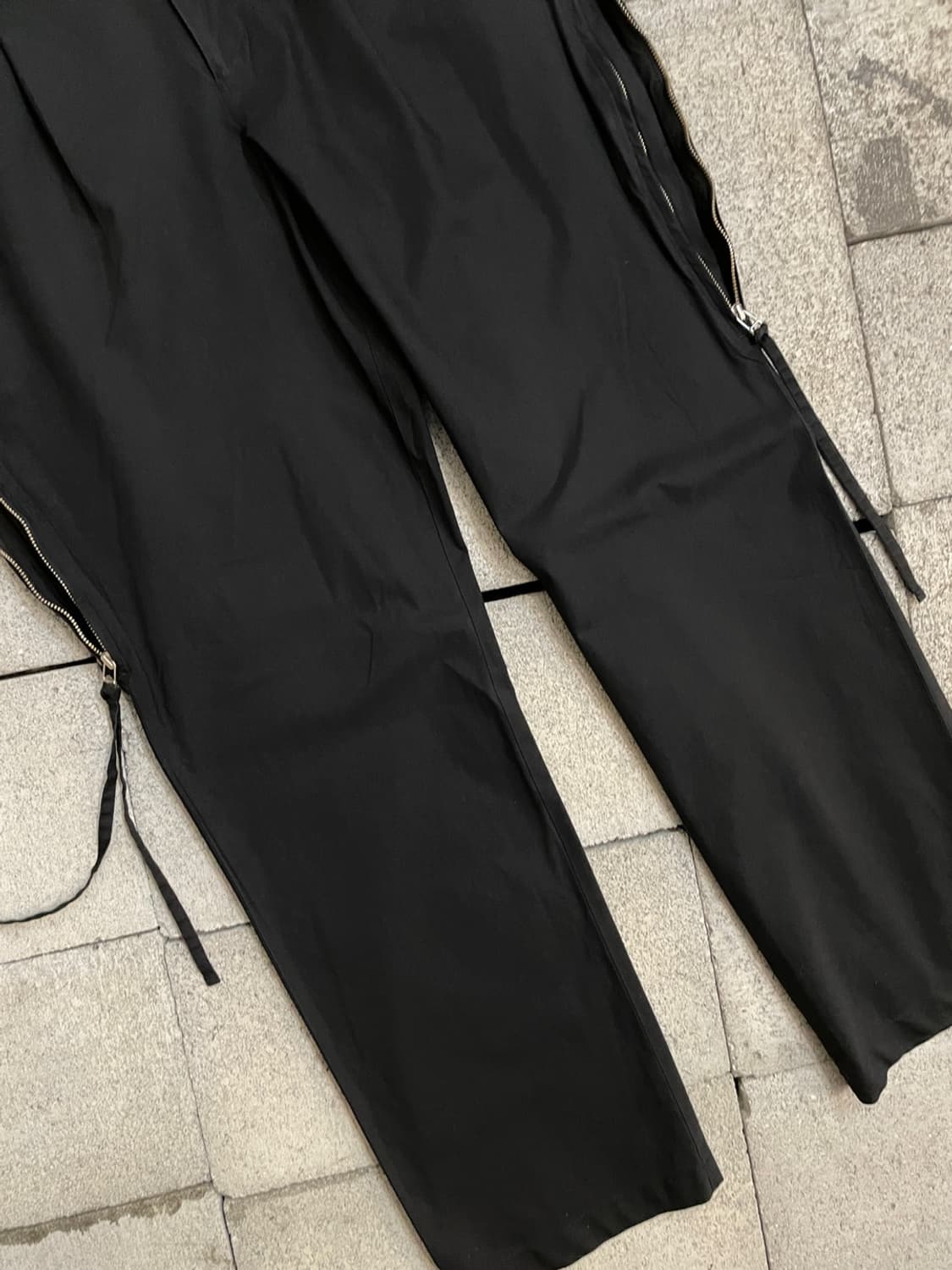 언더커버리즘 언더커버 지퍼 디테일 스트레이트 레그 팬츠 상품이미지2