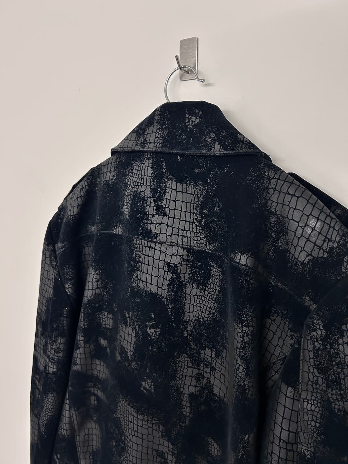 파이톤 패턴 라이더 자켓 상품이미지6