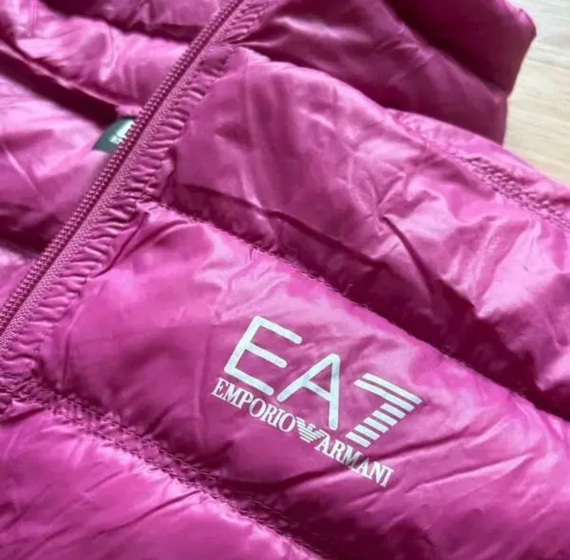 EA7 엠포리오 알마니 패딩 점퍼 슬림 55 핑크 가성비 상품이미지3