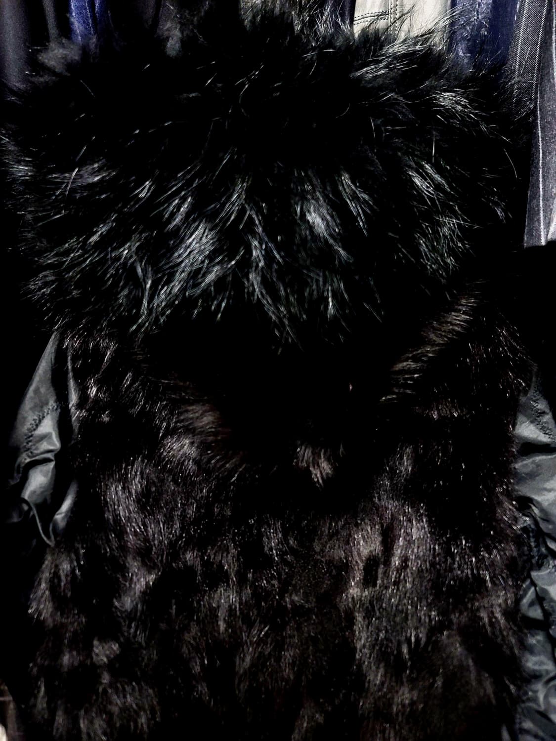 미스터앤미세스퍼 블랙 풀바디 폭스퍼 야상 패딩점퍼 100~105 상품이미지8