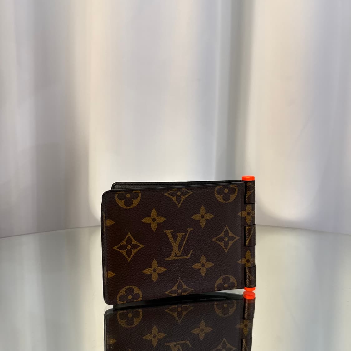 [정품] 루이비통 버질아블로 모노그램 힌지 반지갑 상품이미지2