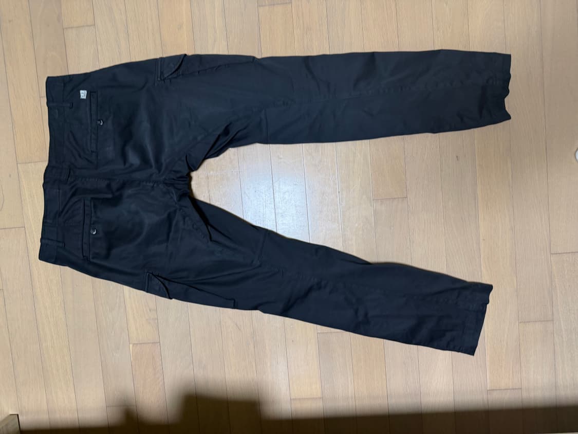 CP컴퍼니 렌즈 카고 바지 블랙 상품이미지3