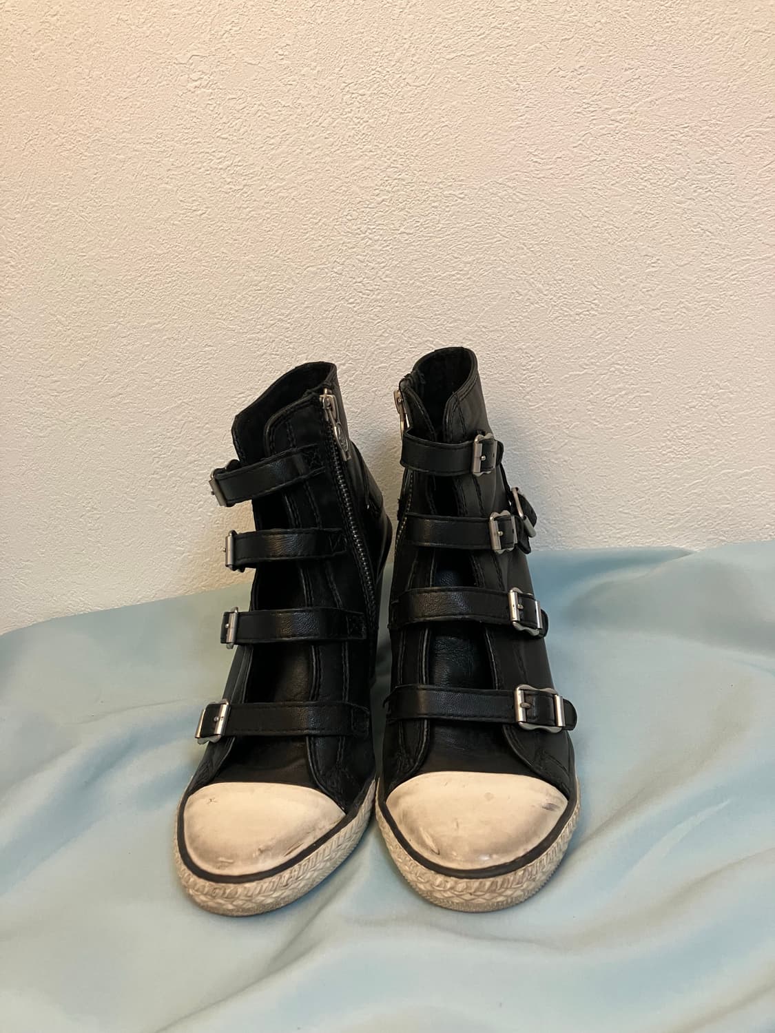 Ash 아쉬 블랙 웨지힐 버클 하이탑 스니커즈 상품이미지2