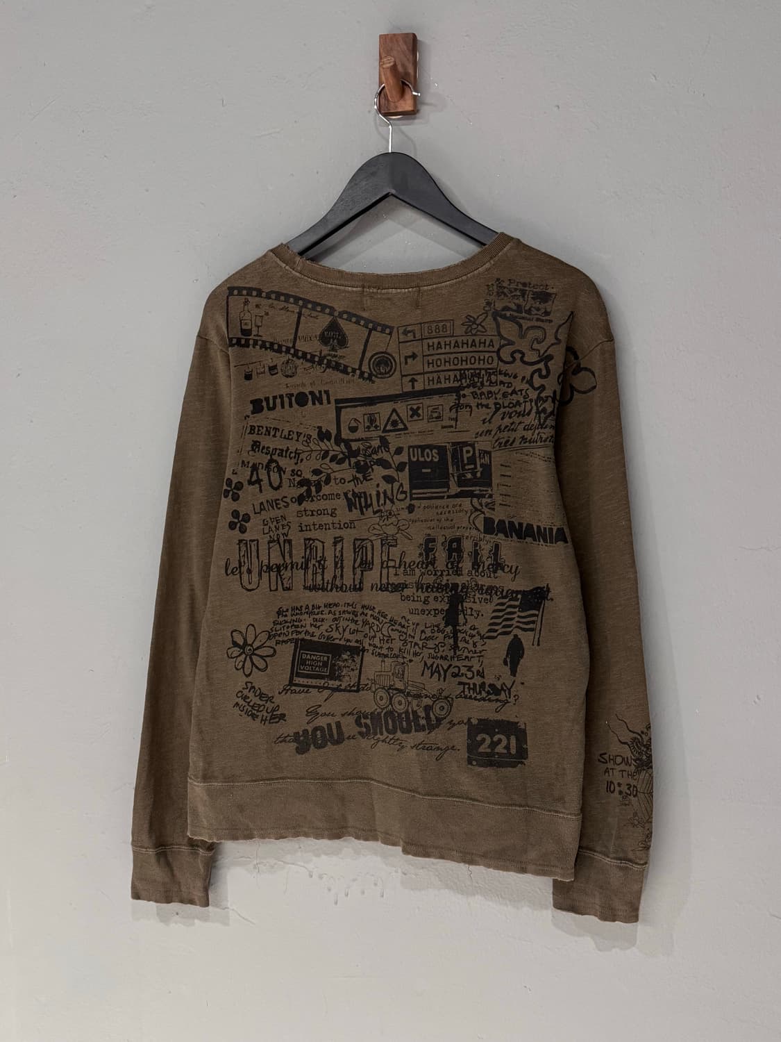 Beams 빔즈 디스트레스드 레터링 롱슬리브  상품이미지2