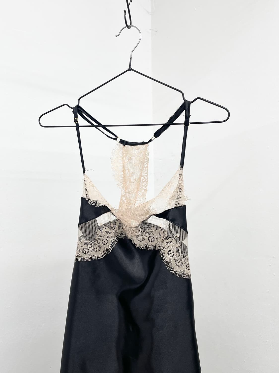 블랙 새틴 레이스 슬립 상품이미지5