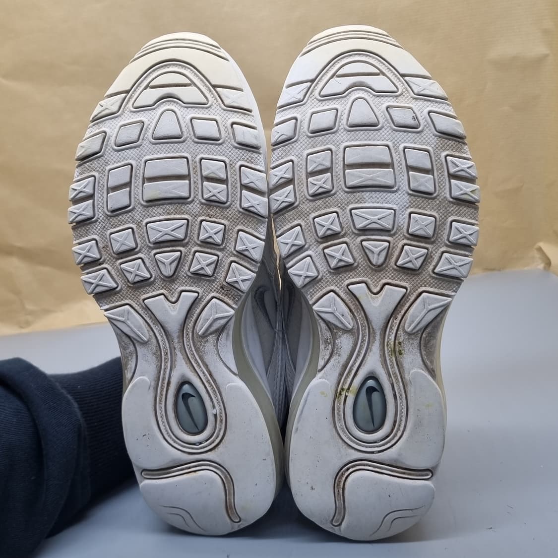 나이키 에어맥스 97 화이트 여성운동화235  상품이미지3