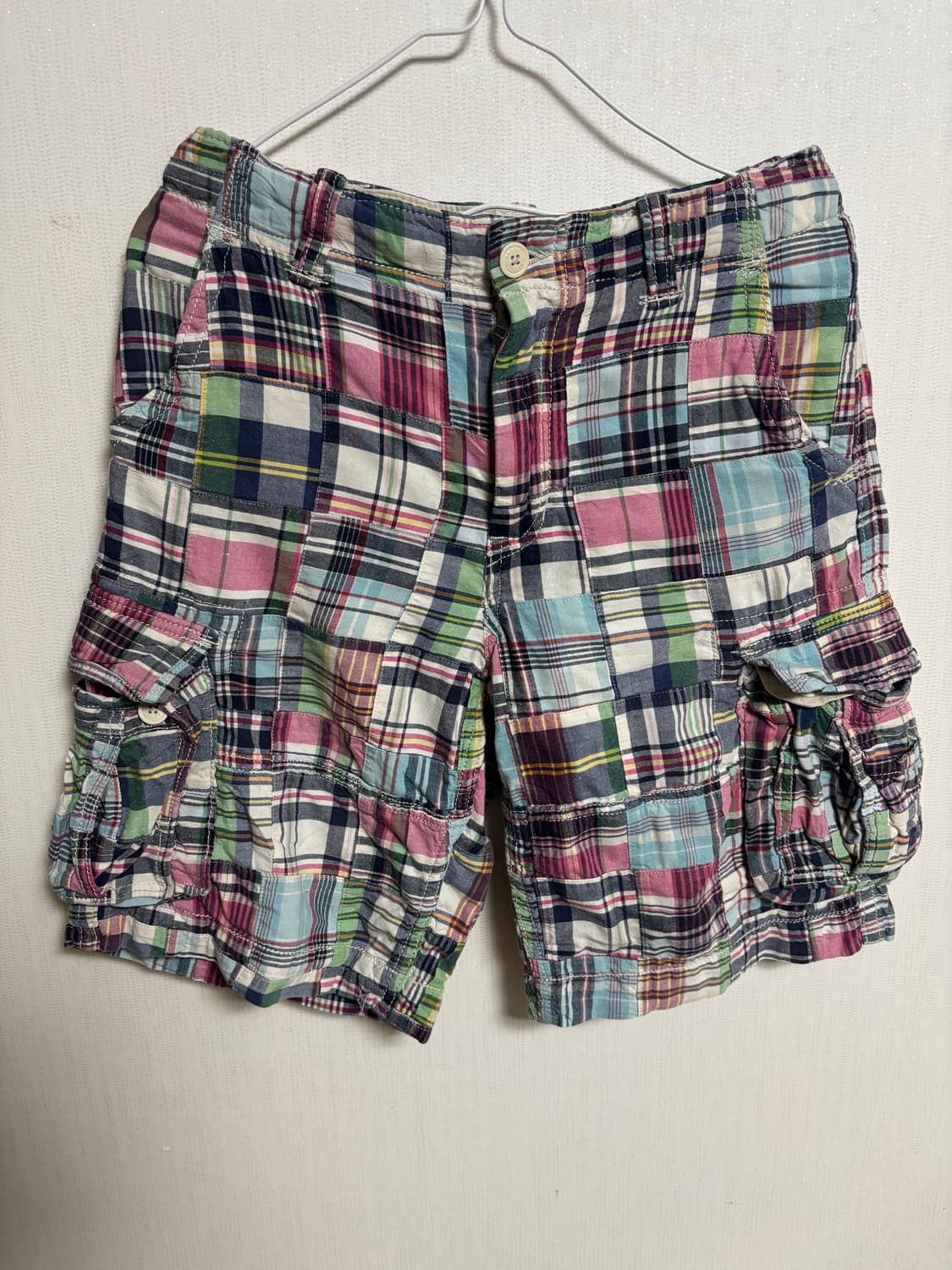 GAP 패치 반바지 상품이미지1