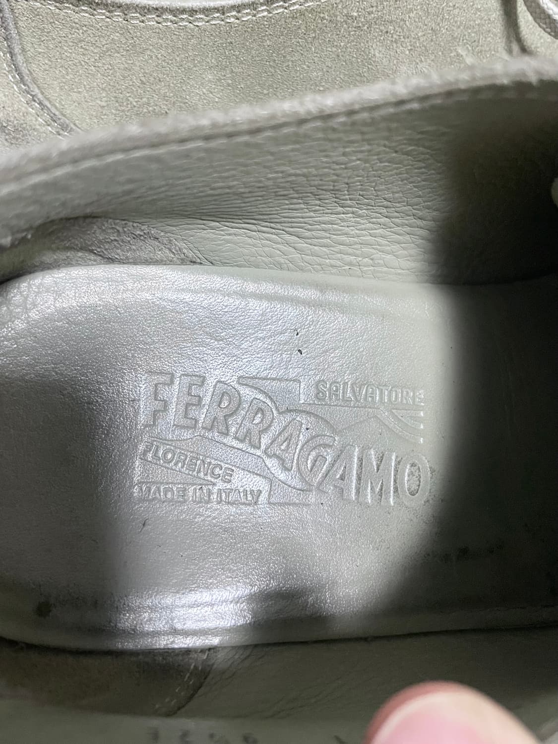 페라가모 스웨이드 레이스업슈즈 로퍼 프라다 상품이미지4