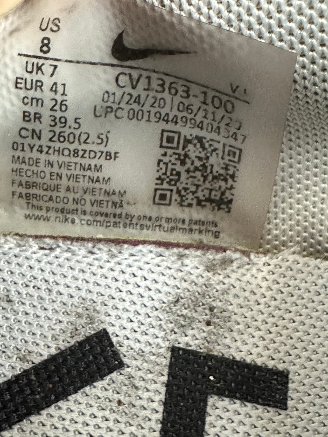 나이키 사카이 베이퍼와플 260 상품이미지10