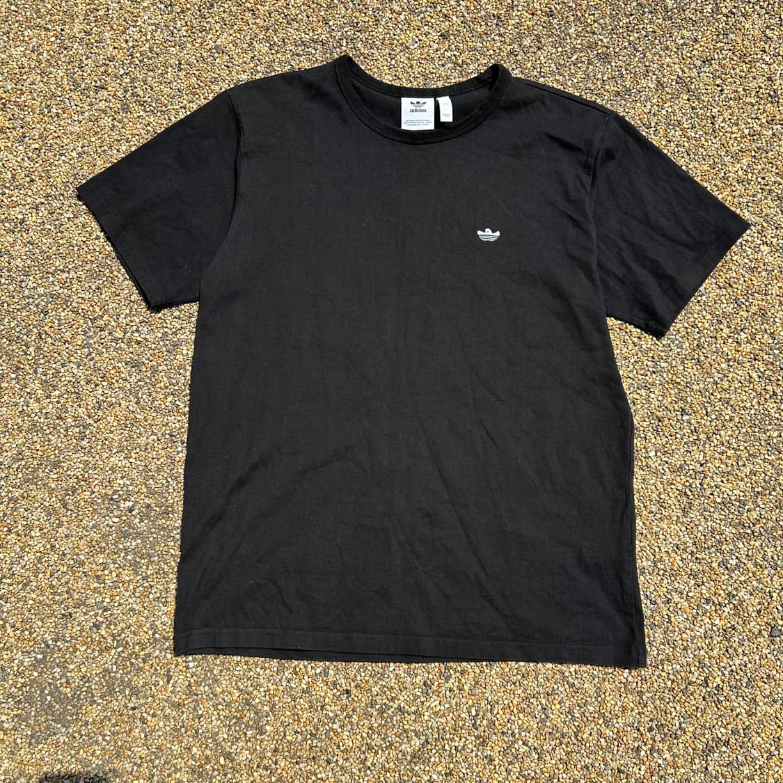 아디다스(ADIDAS) 블랙 반팔티 상품이미지1