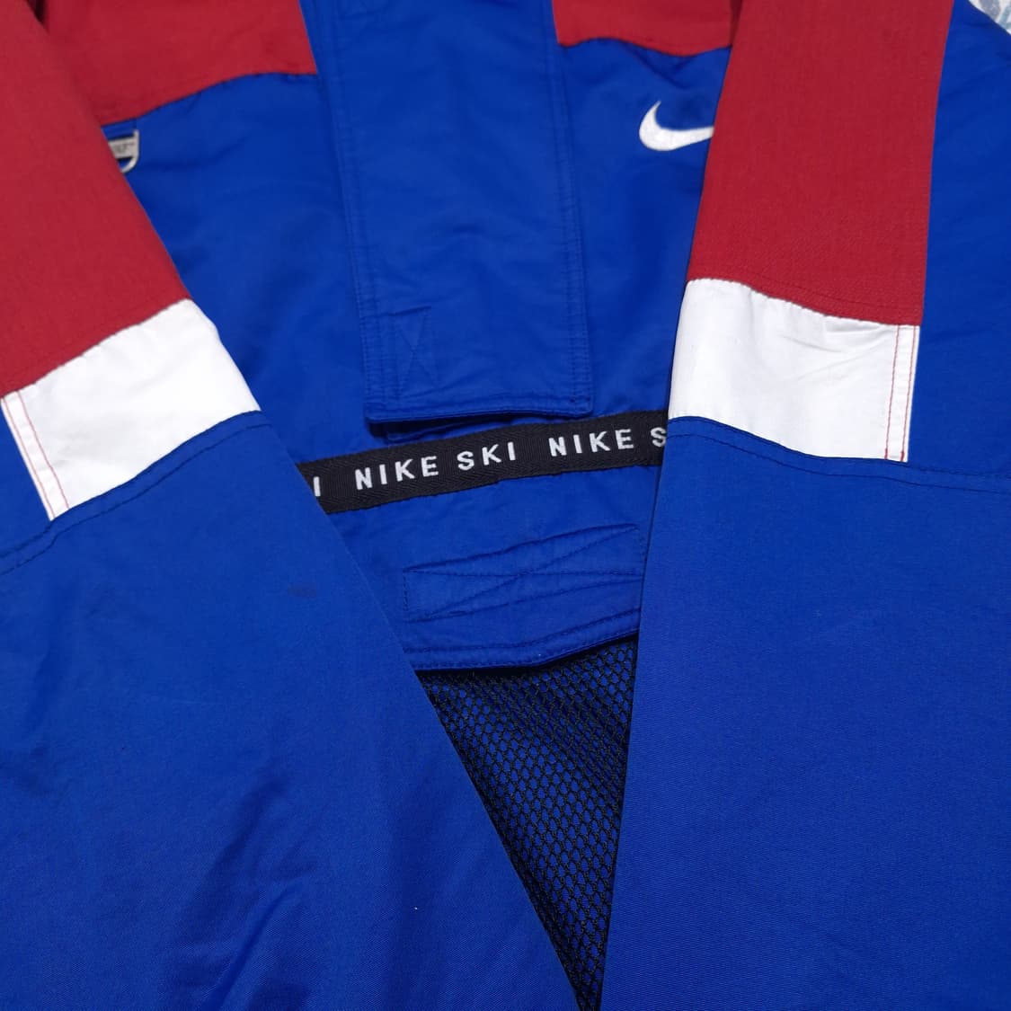 나이키 90s 블루 레드 멀티컬러 스우시 스펠아웃 메쉬포켓 스키 아노락 상품이미지10