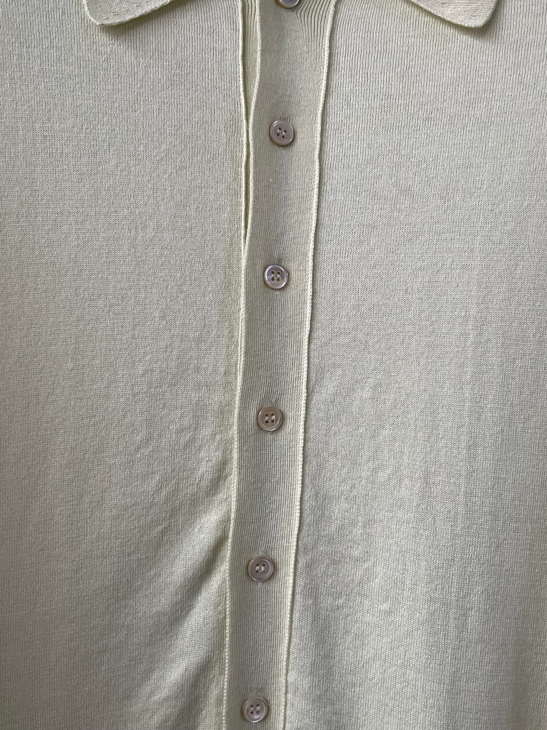라벨아카이브 soft knitted shirt 라이트그린(2사리즈) 새상 상품이미지3