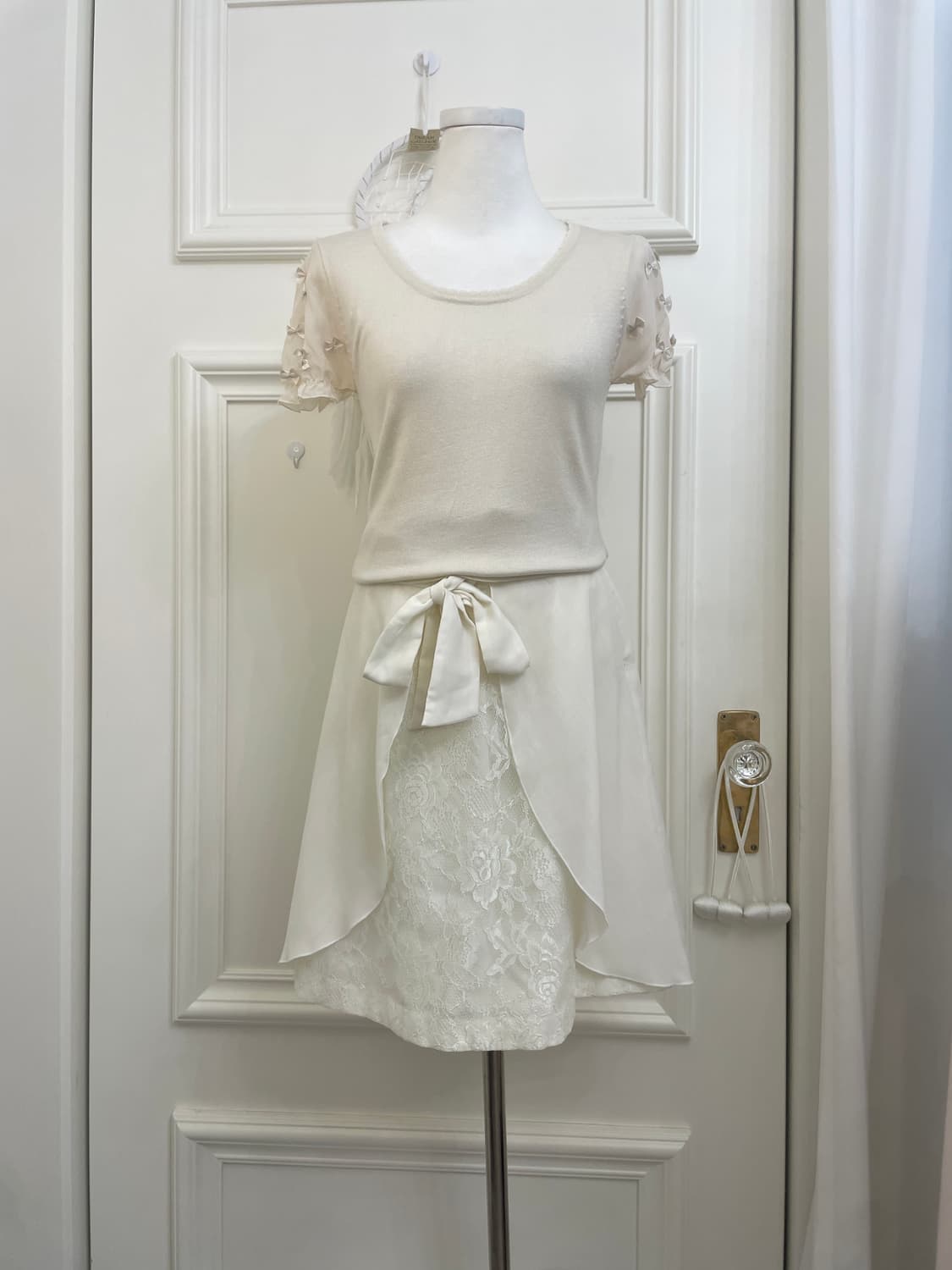PRIME PATTERN ivory sleeve bow knit top 상품이미지1